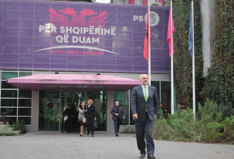 Dosja “Xibraka”, gazetari: Të përfshirë edhe 2 djem ish-ministrash