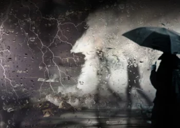 Erë e fortë dhe rrebeshe, ja si parashikohet moti për javën