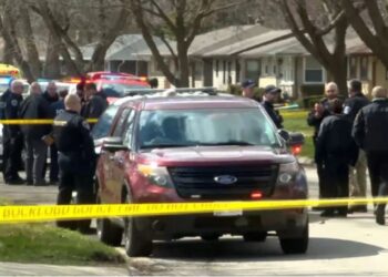 Ngjarje e rëndë/ 22 vjeçari sulmon me thikë kalimtarët, 4 të vdekur