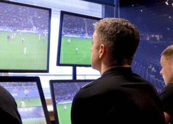 Sistemi VAR hidhet në gjyq