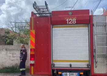 Merr flakë bombula e gazit në Vlorë, ndërhynë zjarrfikësja