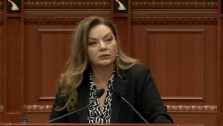 Incidenti i Ramës me gazetaren, Vokshi: Të ndërpritet seanca dhe…