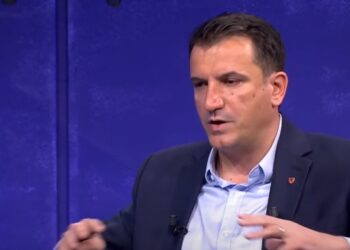 Veliaj flet nga televizioni i inceneratorëve/ Komentuesit e “masakrojnë”