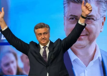 Zgjedhjet në Kroaci, konservatoret fitojnë bindshëm, por nuk qeverisin të vetëm