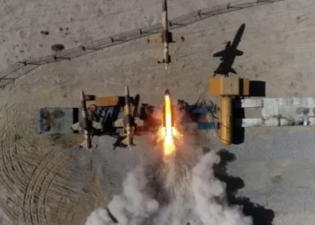 Irani sulmon me dronë Izraelin, Netanjahu mbledh kabinetin e luftës, afrohen luftanijet amerikane