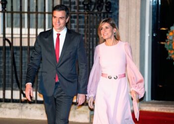 Akuzat për korrupsion ndaj bashkëshortes, Sanchez njofton vendimin nëse do jet në detyrë