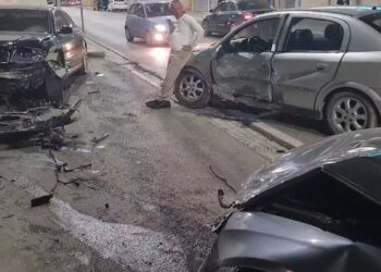 Aksident në Vlorë/ Përplasen tre automjete, dy të lënduar