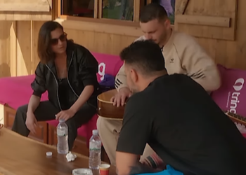 Si i ka raportet me ish-bashkëshortin? Elsa: Jeton 9 orë larg vajzës