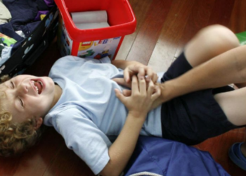 Kujdes! Gudulisja mund të jetë e dëmshme për fëmijët