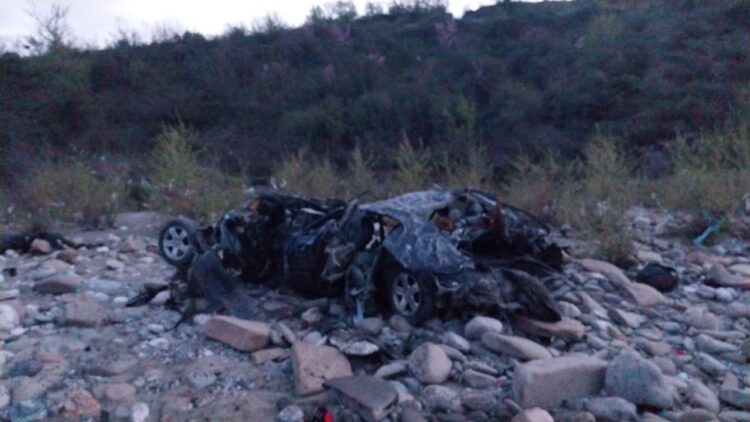 FOTO/ Aksidenti me 8 të vdekur në Këlcyrë, makina e shtypur totalisht