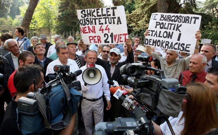 Detyrimi për ish të përndjekurit, KLSH: Me këto ritme shlyhet pas 30 vitesh