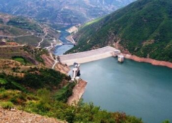 Reshjet rrisin prurjet në kaskadën e Drinit, por ende nuk prodhon energji për ruajtjen e rezervave ujore