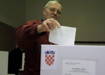 Kroacia voton sot parlamentin e ri!