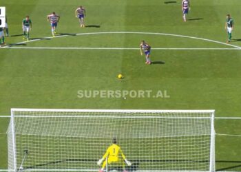 VIDEO/ 10 gola në La Liga, Myrto Uzuni kalon Granadën në avantazh