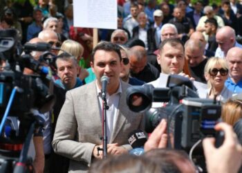 “Javën tjetër sërish protestë”/ Këlliçi: Nuk tërhiqemi deri në largimin e Veliajt