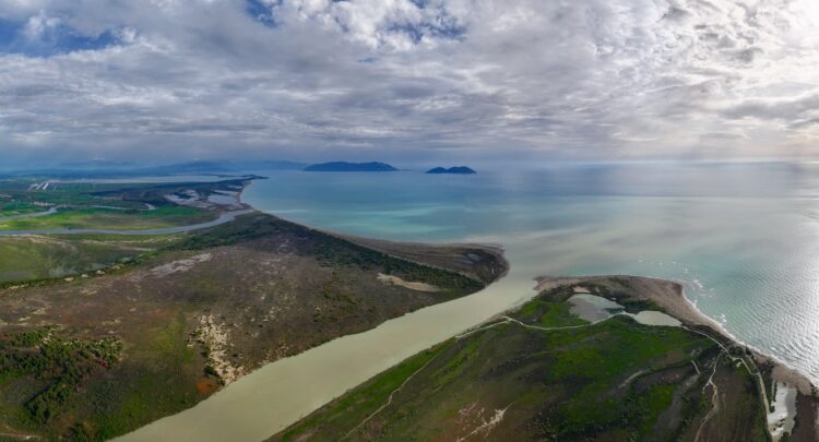 40 studiues shqiptarë dhe të huaj kërkojnë nga qeveria mbrojtjen e Deltës së Vjosës