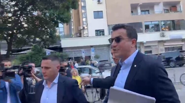 Vjen reagimi i parë i Veliaj: Më gjykoni nga reputacioni i armiqve që kam bërë/ FOTO