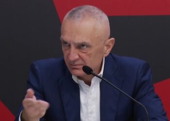 Meta nuk përmbahet ndaj Dumanit: O torollak, jam nga rraca e Vojo Kushit…