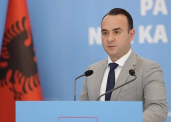 Arrestimet e drejtorëve, Balliu: Lavatriçja e krimit nuk mund të…