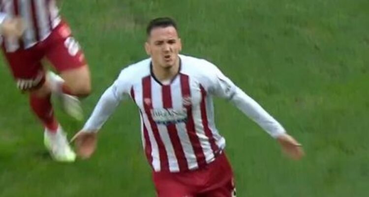 Video – Manaj shënon sërish dhe mbyt ëndrrat e Fenerbahçes për titull