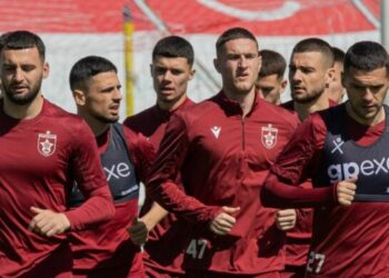 Partizani vë veten në siklet, luan fatet e sezonit në dy derbe të zjarrta