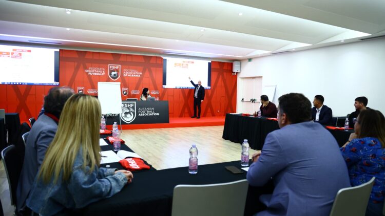 Prezantohet projekti i ri i ekipeve Kombëtare të vajzave, synohet zhvillimi i futbollit dhe zbulimi i talenteve