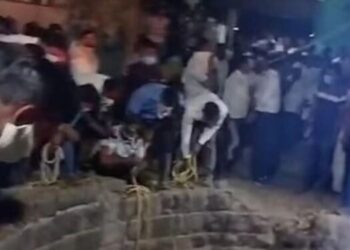 VIDEO/ Ranë në pus në tentativë për të shpëtuar një mace, humbin jetën pesë anëtarë të një familje