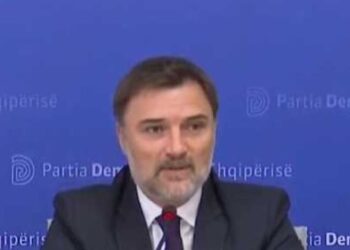 Alibeaj: “Aleanca e pazarit” i ka mbledhur bashkë frika nga drejtësia