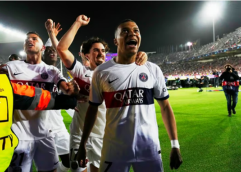 Spektakël dhe “magji”/ PSG turpëron Barcelonën, kalon dhe Dortmund në gjysmëfinale