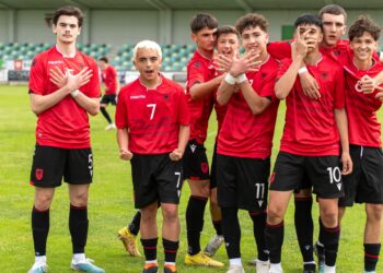 Debutoi me fitore te Shqipëria U17, Shkëmbi: Test pozitiv, po punojmë për Euro 2025