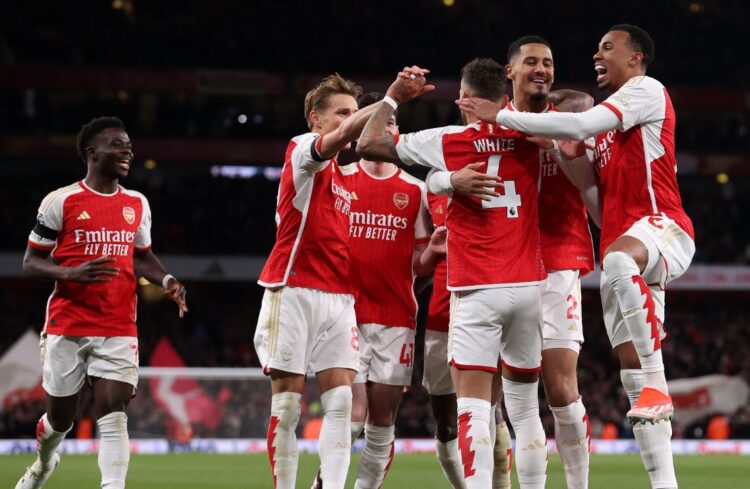 Javët e mbetura, Arsenali kampion nëse Premier Liga përsërit historinë