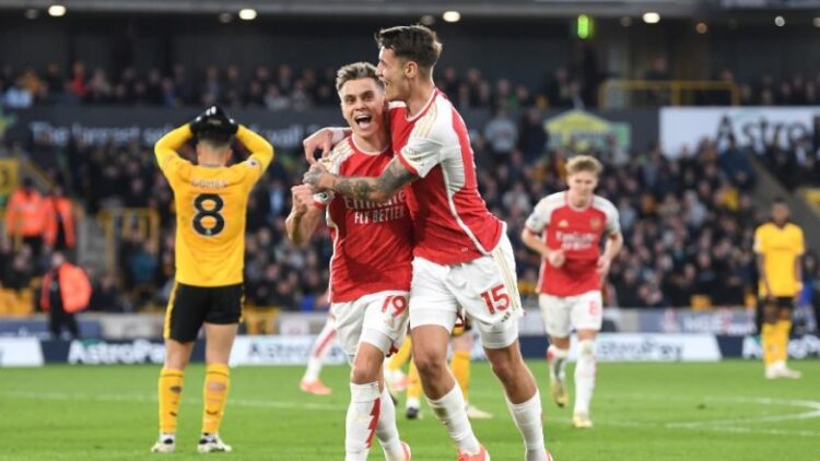 Arsenali merr përkohësisht kreun e Premier League