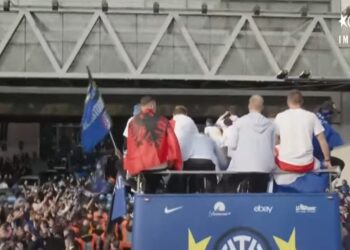 Festë e “çmendur” për Interin! Asllani nuk harron flamurin e Shqipërisë