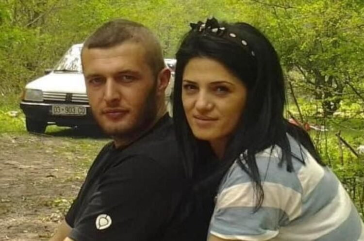 Ndërron jetë nëna e Edmond Lajqit, një ditë pasi djali vrau gruan