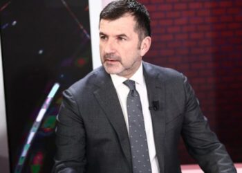 Afera “5D”, Bushati: Hetimi i SPAK qesharak! Veliaj, kreu i korrupsionit