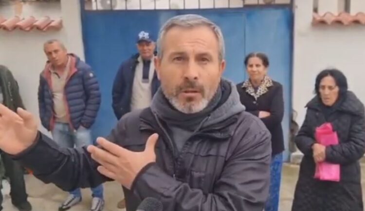 Iu prishen banesat nga “Vlora Marina” e Manes, qytetarët: S’jemi serbë