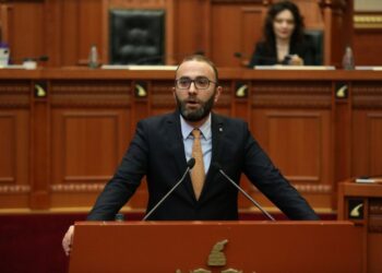 Bardhi: Rai 3 nuk sulmon Shqipërinë, por mafien dhe krimin e organizuar të Ramës