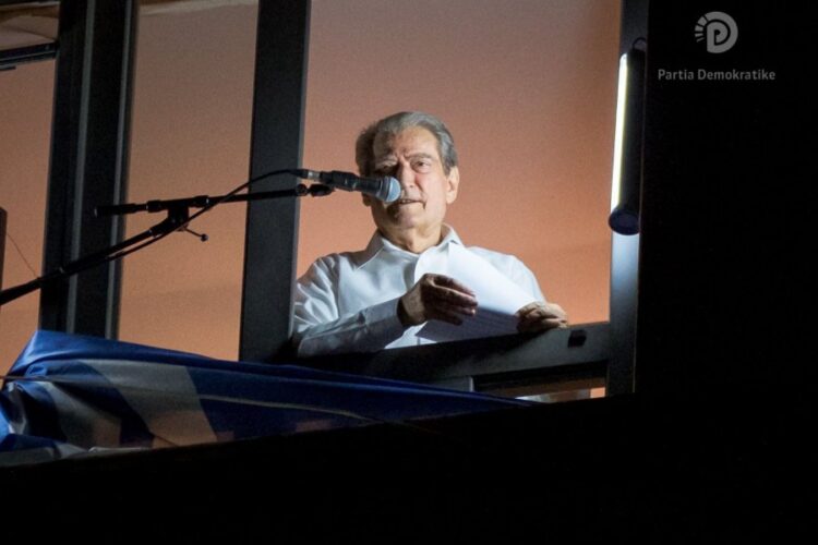 Berisha: Ditën e martë do t’i presim biletën kryehajnit Veliaj