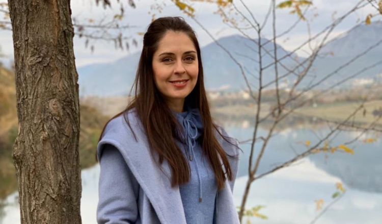 Pas divorcit të bujshëm, Elia rikthehet me një “katastrofë familjare”