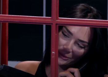 Momente prekëse/ Erjola Doçi në telefonin e erës: O ba, të lutem më dil në ëndërr