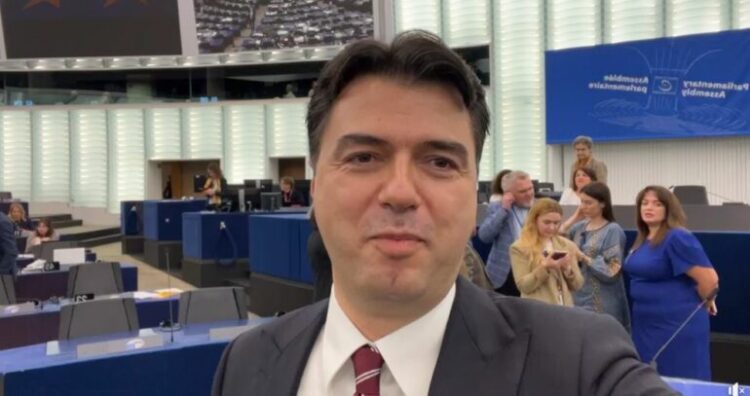 PE miraton rezolutën për konfiskimin e aseteve ruse dhe përdorimin për rindërtimin e Ukrainës, Basha përshëndet vendimin