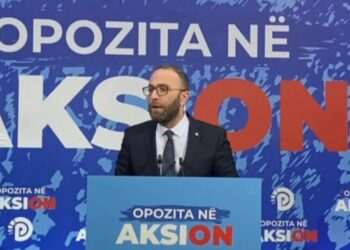 “Përdori kodin e mafies”, Bardhi zbërthen dy mesazhet e Veliajt