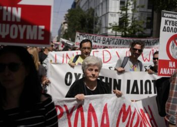 Greva e punëtorëve në Greqi/ Ndërpriten shërbimet e transportit publik