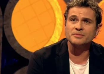 Puthi vajzën në buzë, rrëfehet për herë të parë Ilir Shaqiri: Është e drejta e një babai dhe një vajze që të japin…