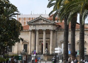 Kapet me 134 mijë euro në makinë, dënohet shqiptari në Francë