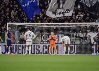 Juventus me “një këmbë” në finalen e Kupës, mposhti Lazion 2-0