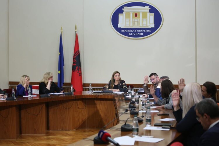 Nesër rimblidhet komisioni hetimor i shëndetësisë, PS harton planin e veprimeve