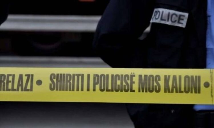 Krim i rëndë në Pejë, burri qëllon për vdekje bashkëshorten e tij