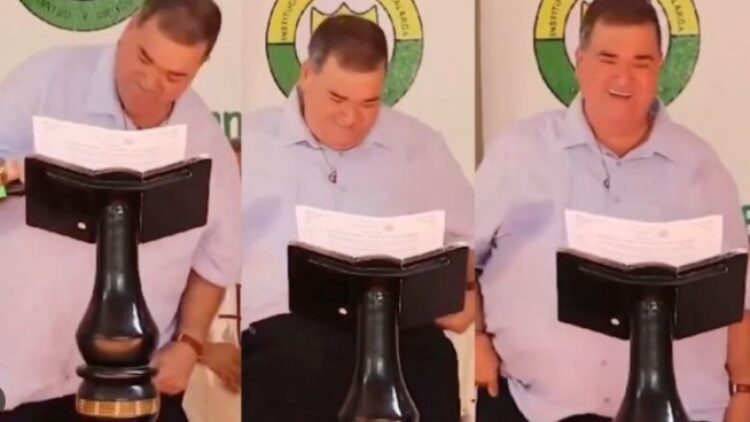 Në mes të një fjalimi të ‘zjarrtë’, kryebashkiakut i bien pantallonat