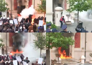 Protesta për dorëheqjen e Veliajt, hidhet molotov në derën e bashkisë (Pamjet)